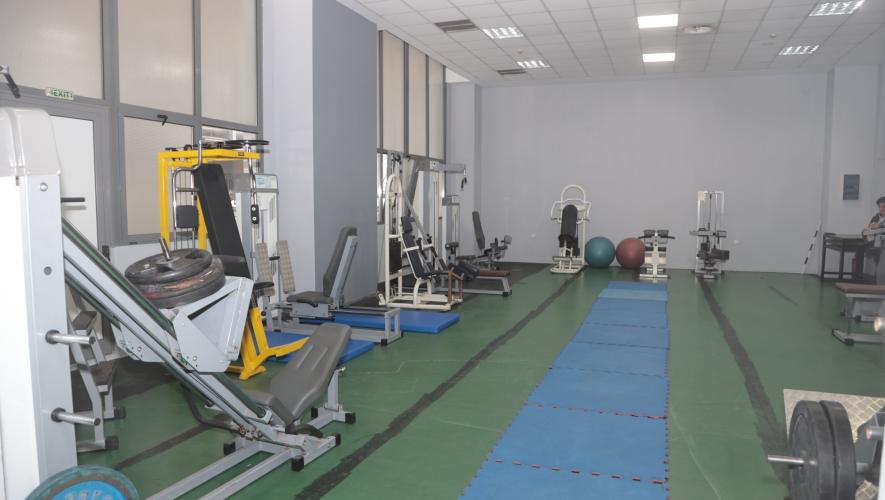 H EOE δώρισε τον εξοπλισμό στην αίθουσα στίβου στο Καυτανζόγλειο Στάδιο